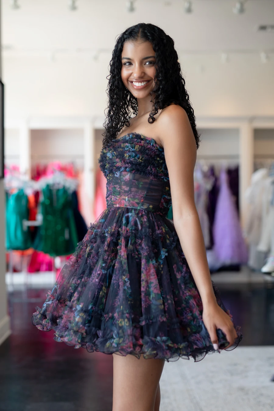 Shop hundreds of designer prom and homecoming dresses in Tyler, TX